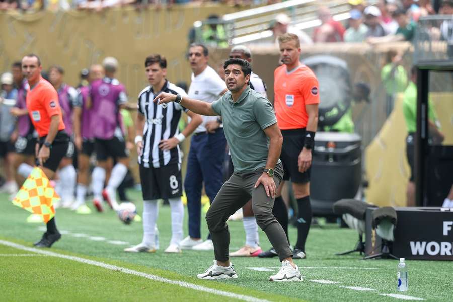 Insider: Palmeiras coach Ferreira relishes Botafogo victory, outlines plans to stop Chelsea