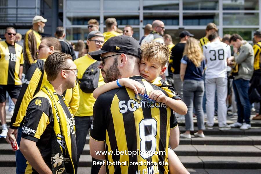 Dutch club Vitesse lose licence after court case, likely to fold after 133 years