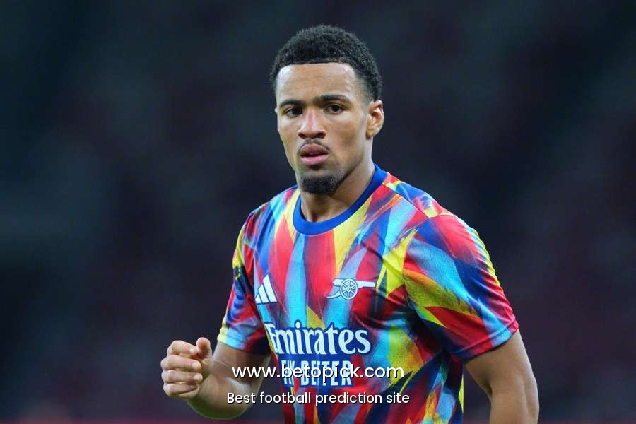 Rising star Ethan Nwaneri signs five-year contract extension with Arsenal