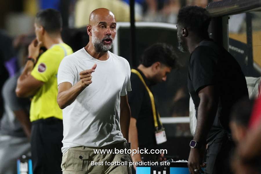 Guardiola left to rue missed first-half chances as Manchester City departure Club World Cup