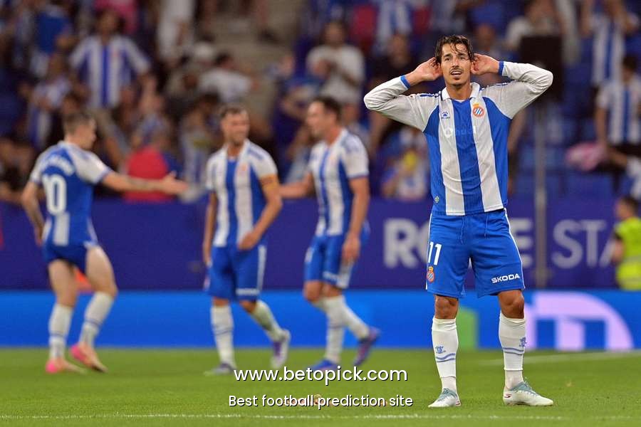 Espanyol shock Atleti with late double despite Alcaraz stunner