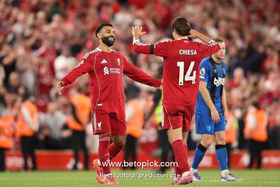 Premier League talking points: Title contenders start well in underway race for crown