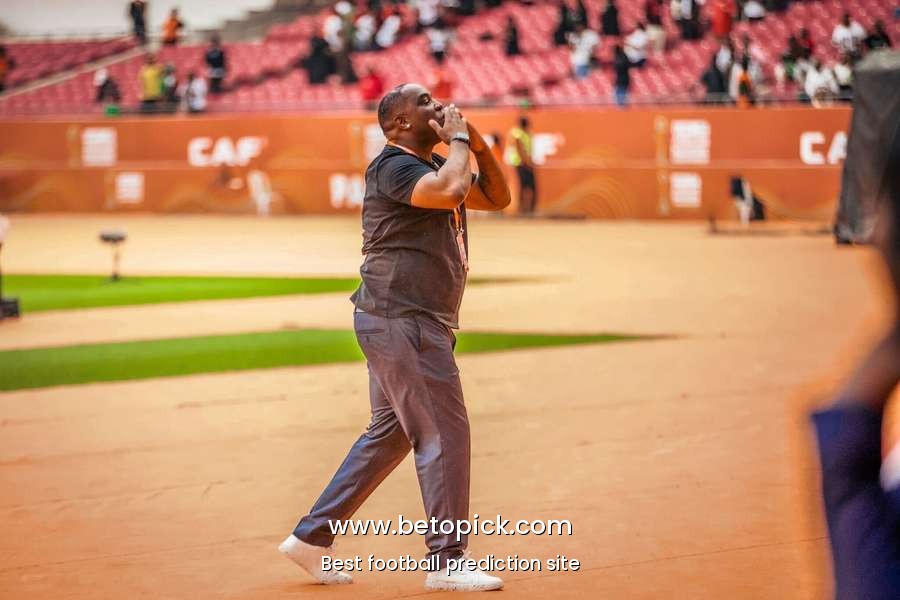 Kenya coach Benni McCarthy calls for focus after perfect 2024 CHAN group stage campaign