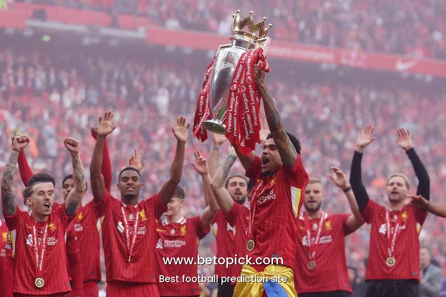 The reasons why Bayern Munich will be looking at Liverpool's Luis Diaz