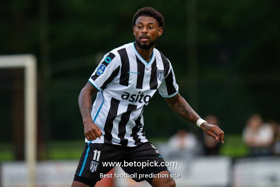 Heracles midfielder Jeff Reine-Adelaide suffers knee injury, to undergo surgery