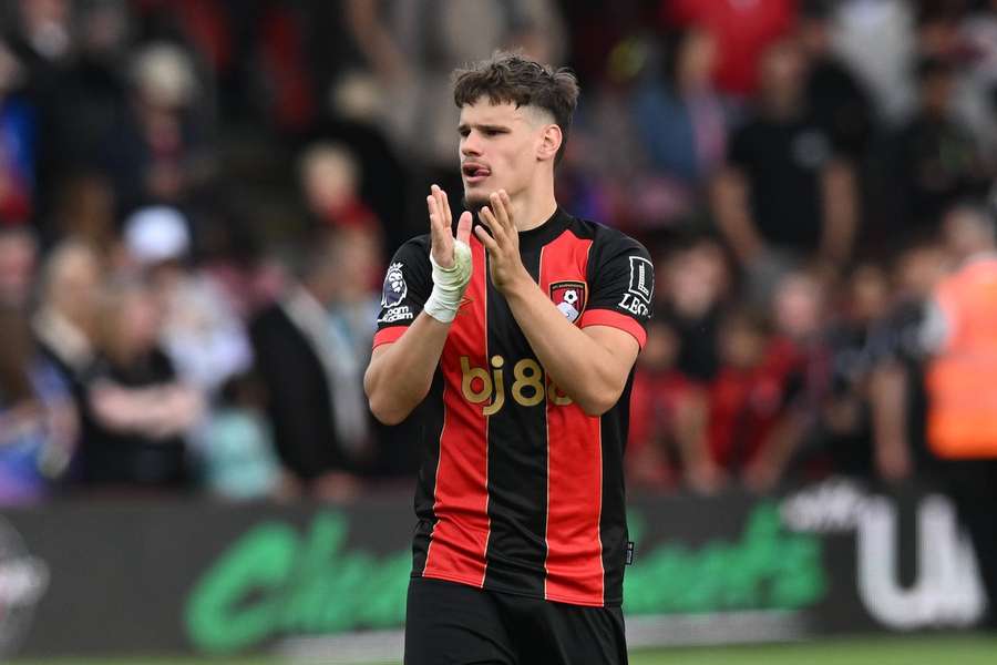 Liverpool announce arrival of Bournemouth left-back Milos Kerkez