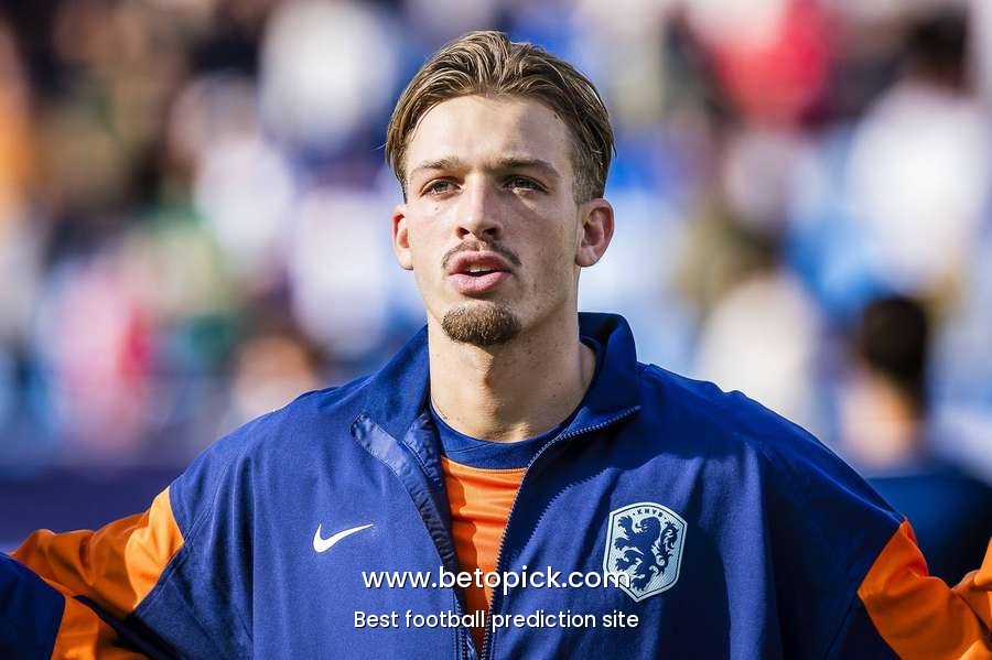 Feyenoord confirm signing of Groningen star Luciano Valente on four-year manage