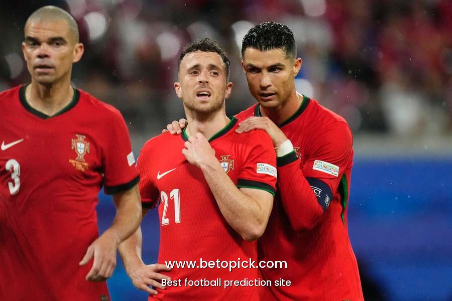 'It makes no sense': Cristiano Ronaldo pays tribute to former teammate Diogo Jota