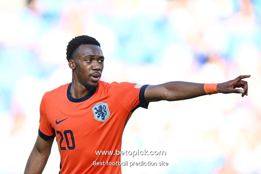 Brentford complete signing of Dutch midfielder Antoni Milambo from Feyenoord