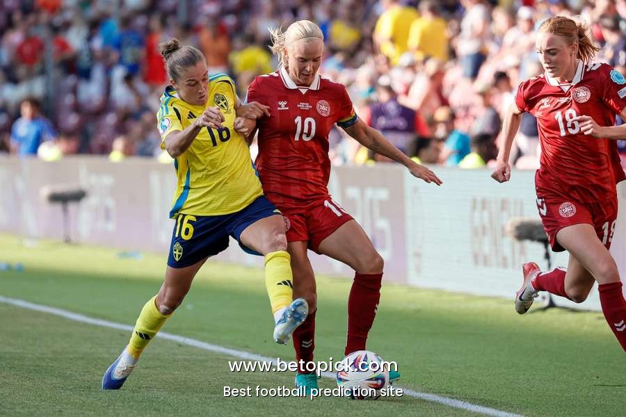Danish Bayern-striker says it's absurd to talk over equal pay in women's football