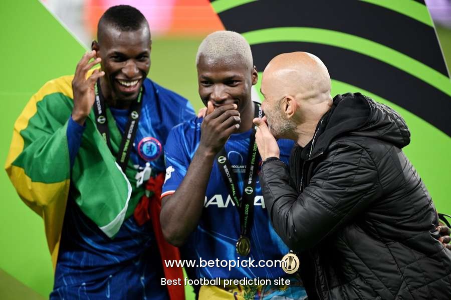 EXCLUSIVE: Chelsea great Makelele backs under-fire Jackson, predicts greatness for Caicedo