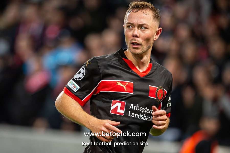 Swedish defender signs for Ludogorets after seven years at FC Midtjylland