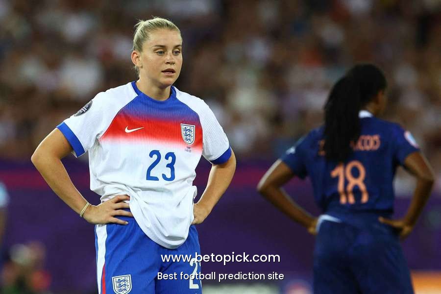 Alessia Russo says England must play with freedom to obtain past the Netherlands