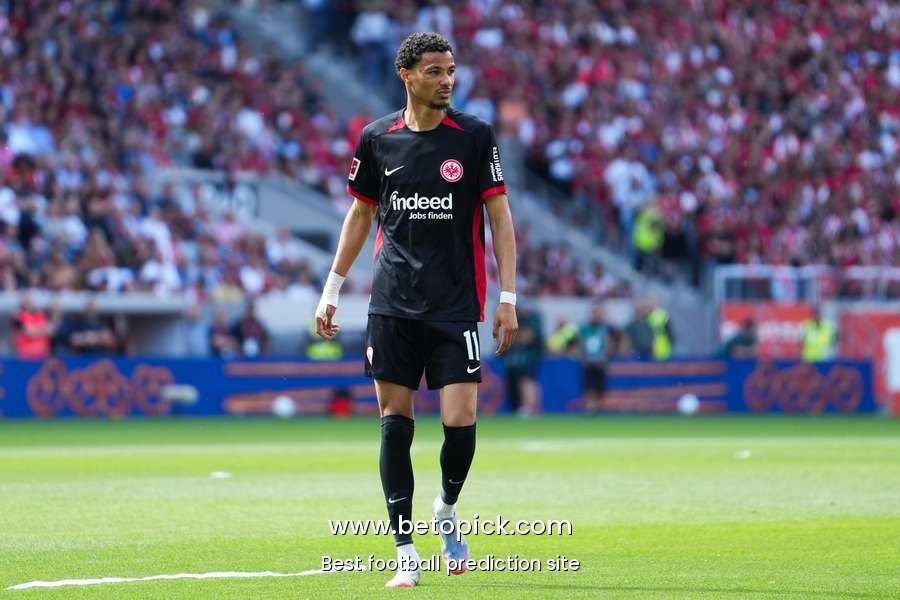 Why Liverpool would replace Darwin Nunez with Frankfurt's Hugo Ekitike