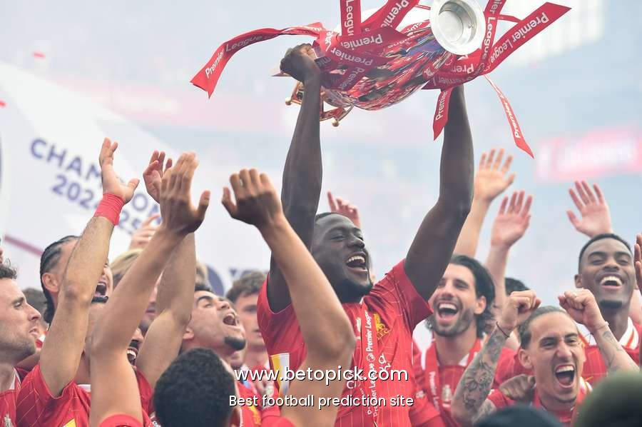 Liverpool defender Konate reportedly interested in Real Madrid move