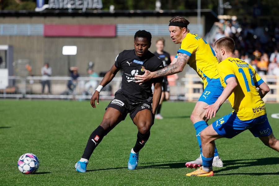 Veikkausliiga review: KuPS end drought by thrashing HJK as Turku stay top