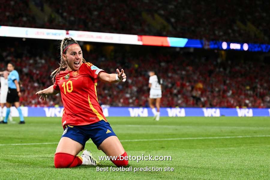 Spain soar into semis after second-half blitz over hosts Switzerland