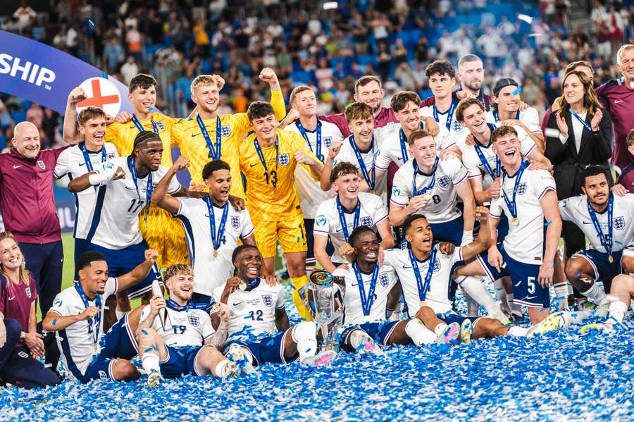 Lee Carsley eyes Under-21 Euro hat-trick as England pipe Germany to go back-to-back