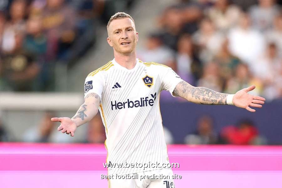 What are the MLS Discovery Rights? The rule that influenced the Muller and Reus transfers