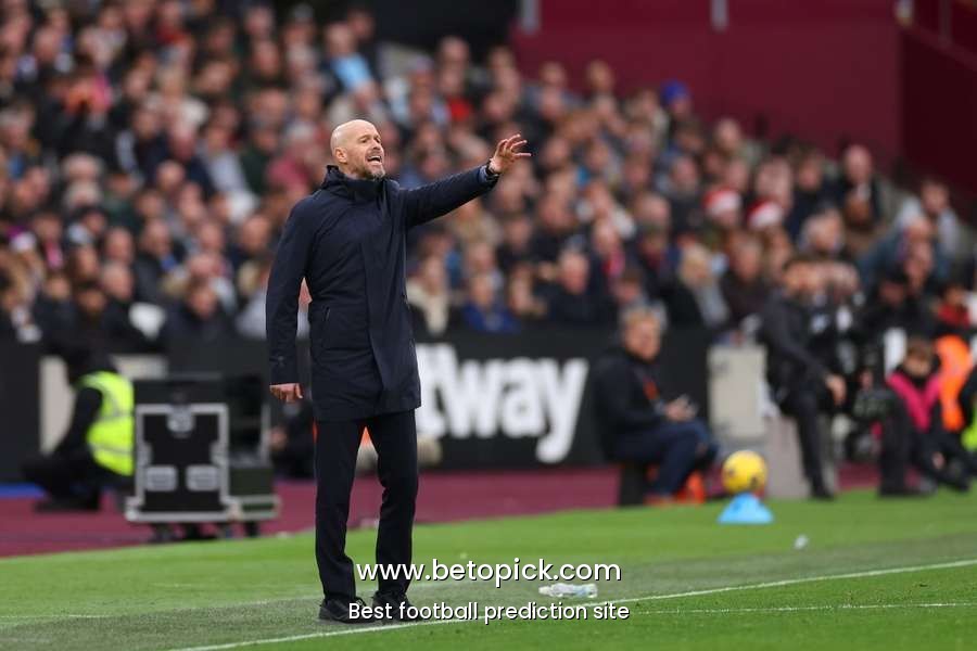 Luke Shaw says he sensed like he 'dropped short' Erik ten Hag: 'I wasn't there for him'