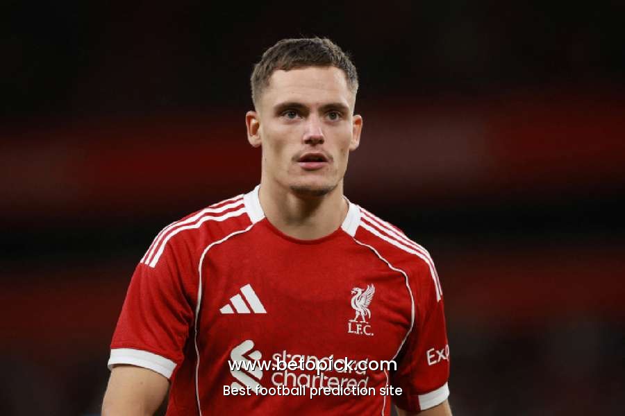 Wirtz holds creative weapon Alexander-Arnold left behind, says Liverpool's Slot